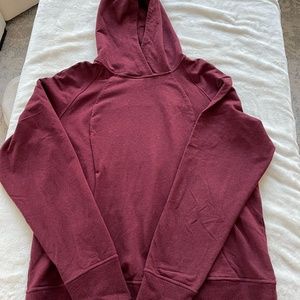 Lululemon Scuba Pullover. *Heathered Deep Rouge